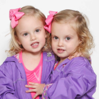 Harper and Sydnee Udell behind the Scenes of Days of Our Lives in 2015.